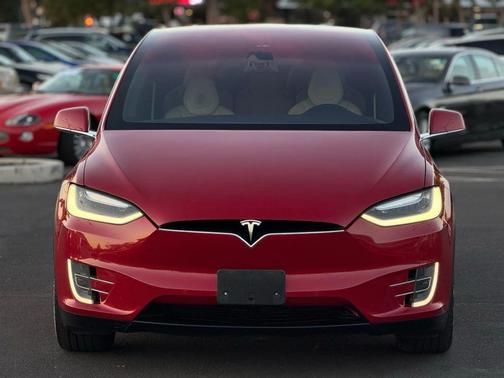 2016 Tesla Model X 75D Sport Utility 4D