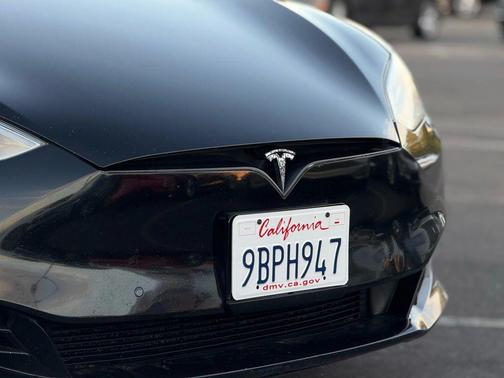 2018 Tesla Model S 75D