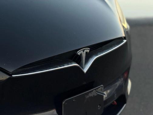 2016 Tesla Model X 90D