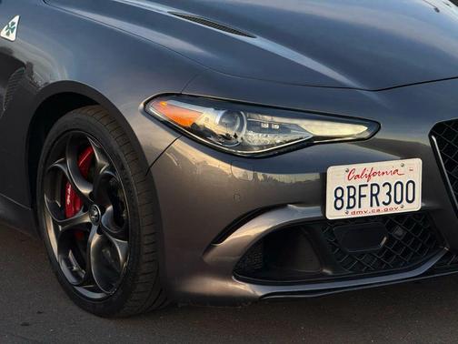 2018 Alfa Romeo Giulia Quadrifoglio