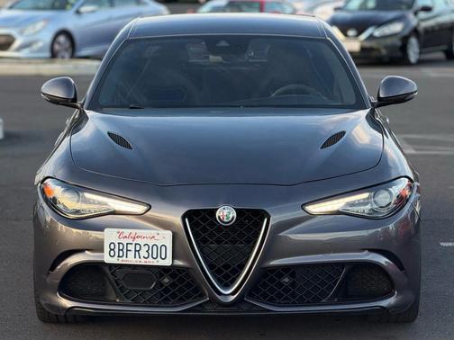 2018 Alfa Romeo Giulia Quadrifoglio