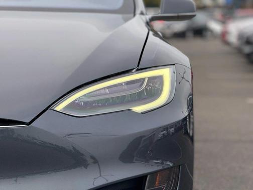 2016 Tesla Model S 75