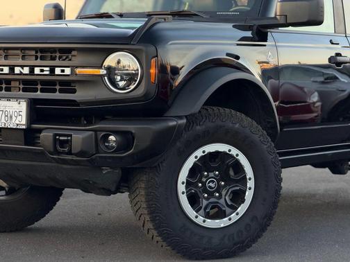 2023 Ford Bronco Black Diamond