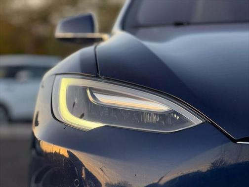 2017 Tesla Model S 75