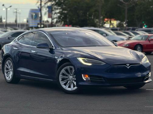 2016 Tesla Model S 70
