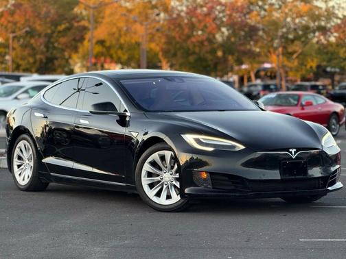 2016 Tesla Model S 75D