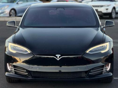 2018 Tesla Model S 75D