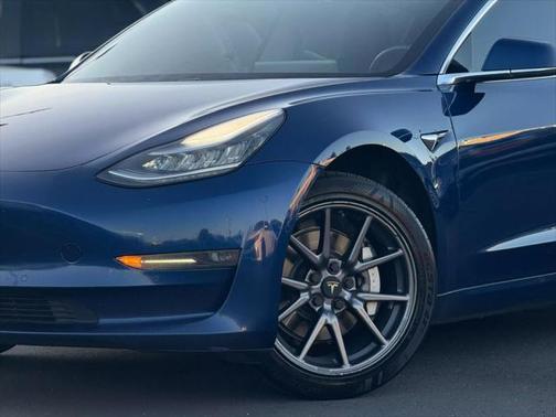 2018 Tesla Model 3 Mid Range