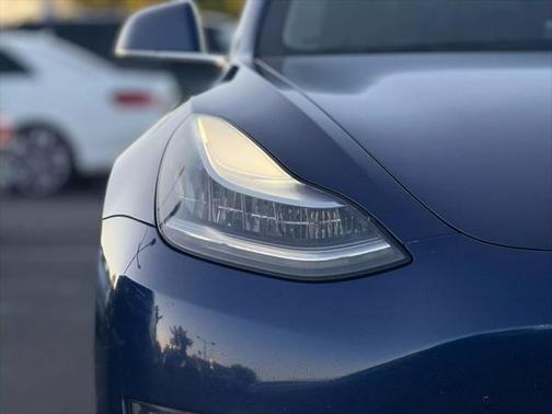 2018 Tesla Model 3 Mid Range