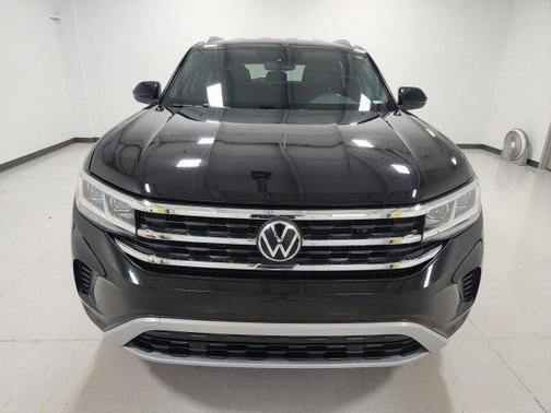 2020 Volkswagen Atlas Cross Sport 2.0T SE w/Technology