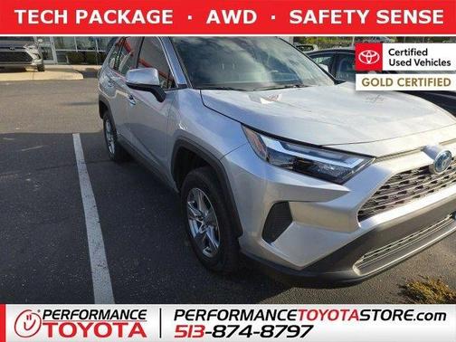 2024 Toyota RAV4 Hybrid XLE