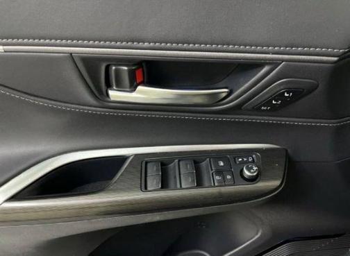 2022 Toyota Venza LE