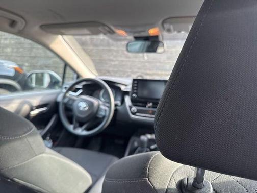 Classic Silver Metallic 2021 Toyota Corolla LE