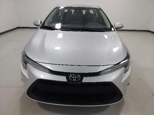 Classic Silver Metallic 2021 Toyota Corolla LE