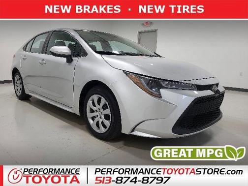 Classic Silver Metallic 2021 Toyota Corolla LE