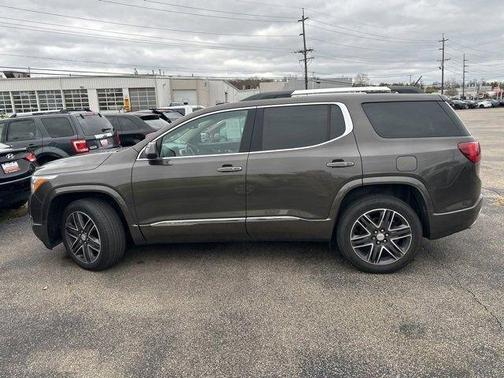 2019 GMC Acadia Denali