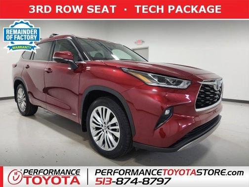 Ruby Flare Pearl 2023 Toyota Highlander Hybrid Platinum