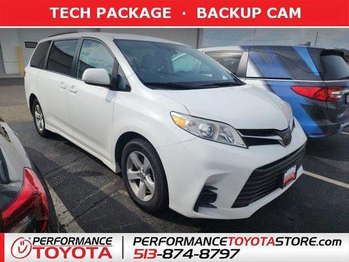 2020 Toyota Sienna LE