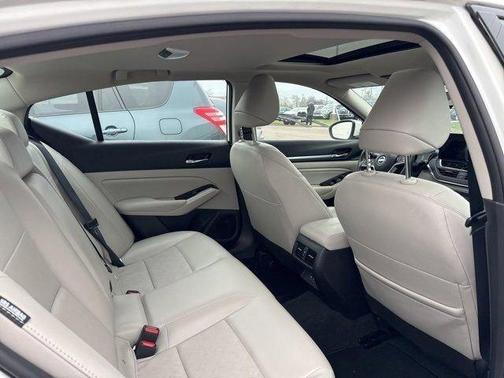 2023 Nissan Altima 2.5 SL