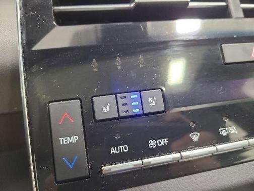 Wind Chill Pearl 2019 Toyota Avalon XLE