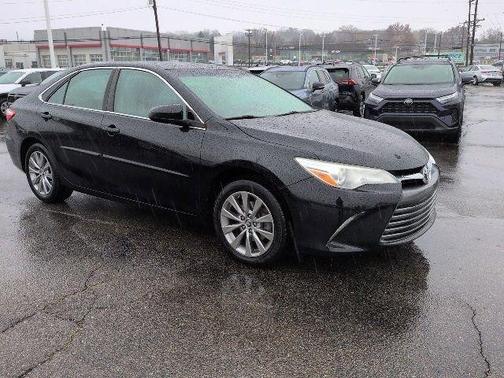 2017 Toyota Camry XLE