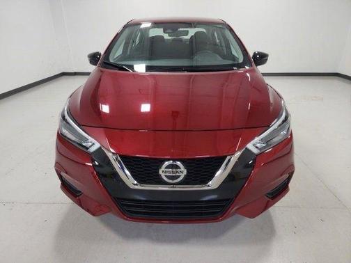 2022 Nissan Versa 1.6 SR