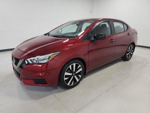 2022 Nissan Versa 1.6 SR