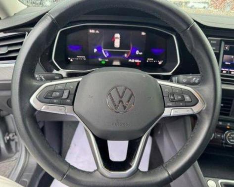 Pyrite Silver Metallic 2024 Volkswagen Jetta 1.5T SE