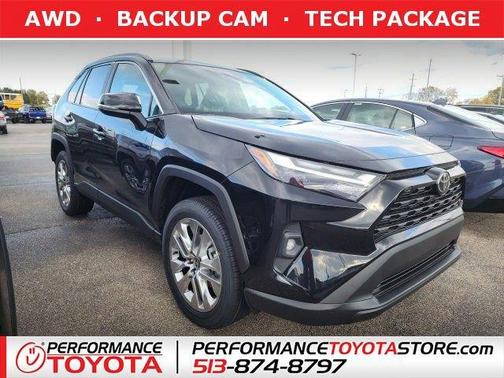 2025 Toyota RAV4 XLE Premium