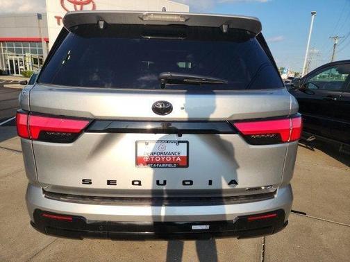 2025 Toyota Sequoia Platinum