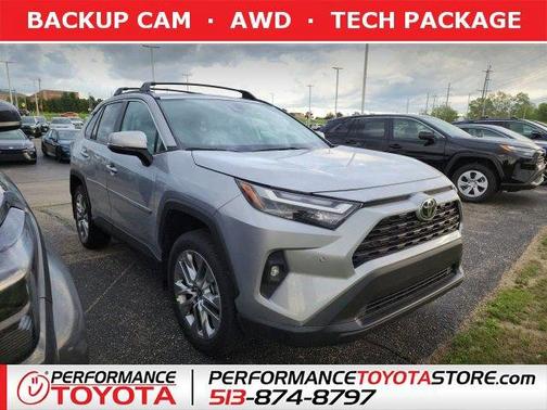 2025 Toyota RAV4 XLE Premium