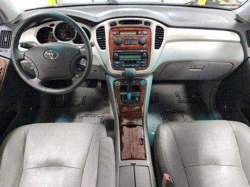 2004 Toyota Highlander 