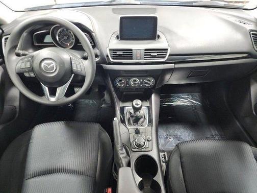 2016 Mazda Mazda3 i Sport