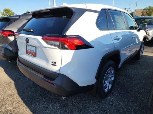 2025 Toyota RAV4 LE