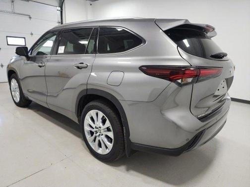 2026 Toyota Highlander Limited