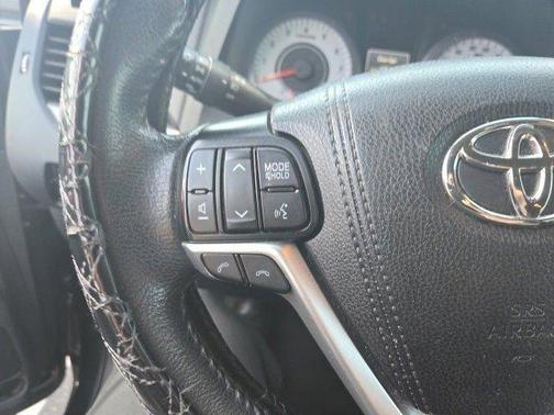 2020 Toyota Sienna SE Premium