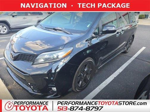 2020 Toyota Sienna SE Premium