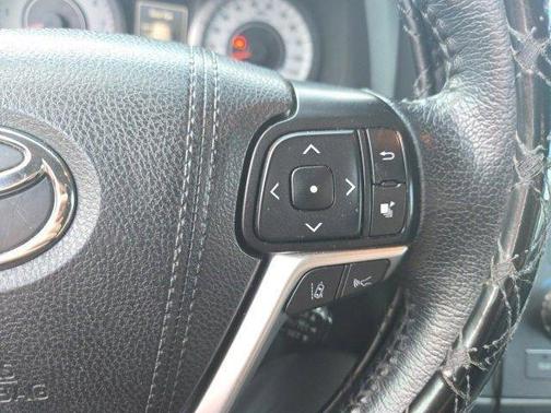 2020 Toyota Sienna SE Premium