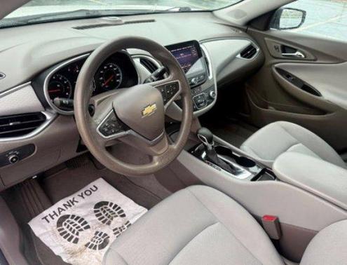 Summit White 2022 Chevrolet Malibu 1LS