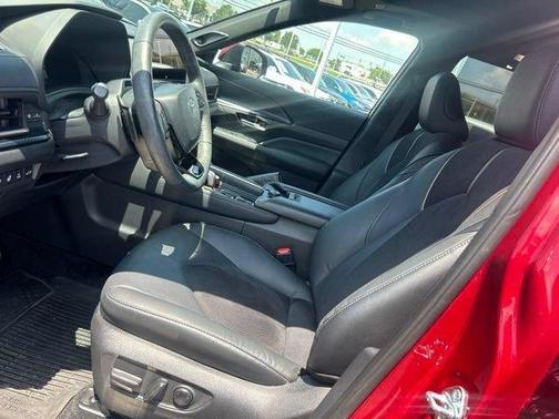 Ruby Flare Pearl 2025 Toyota Grand Highlander Hybrid MAX