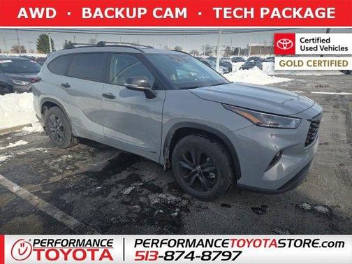 2025 Toyota Highlander Hybrid XLE