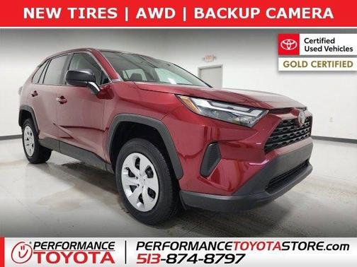 2024 Toyota RAV4 LE