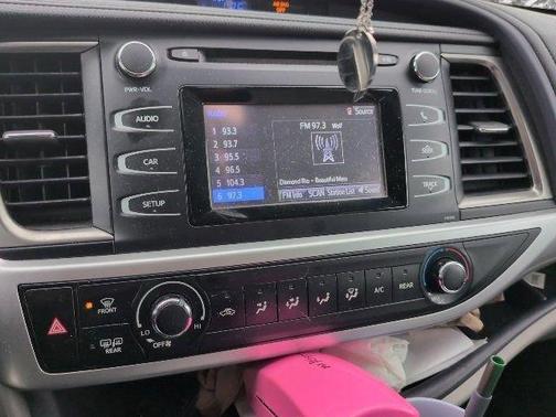 2014 Toyota Highlander LE