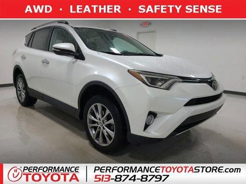 Blizzard Pearl 2017 Toyota RAV4 Limited