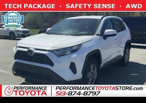Ice 2023 Toyota RAV4 XLE