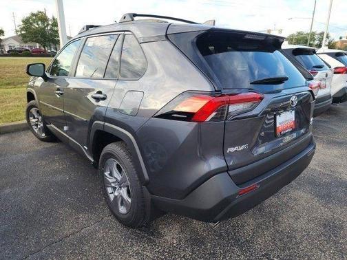 2025 Toyota RAV4 Hybrid LE