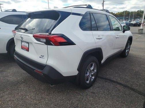 2025 Toyota RAV4 Hybrid LE