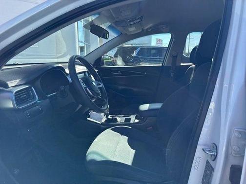 2019 Kia Sorento L