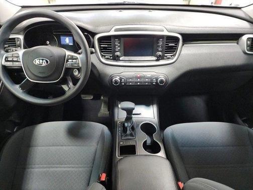 2019 Kia Sorento L