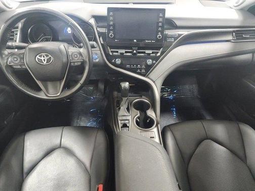 2022 Toyota Camry Hybrid XSE